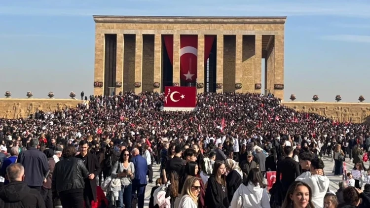 10 Kasım'da Anıtkabir'e rekor ziyaret