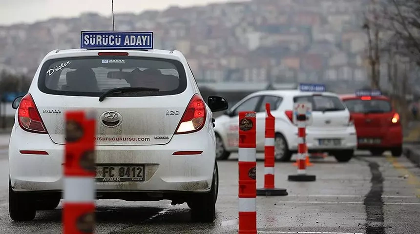Anayasa Mahkemesi'nden aday sürücü belgesi kararı