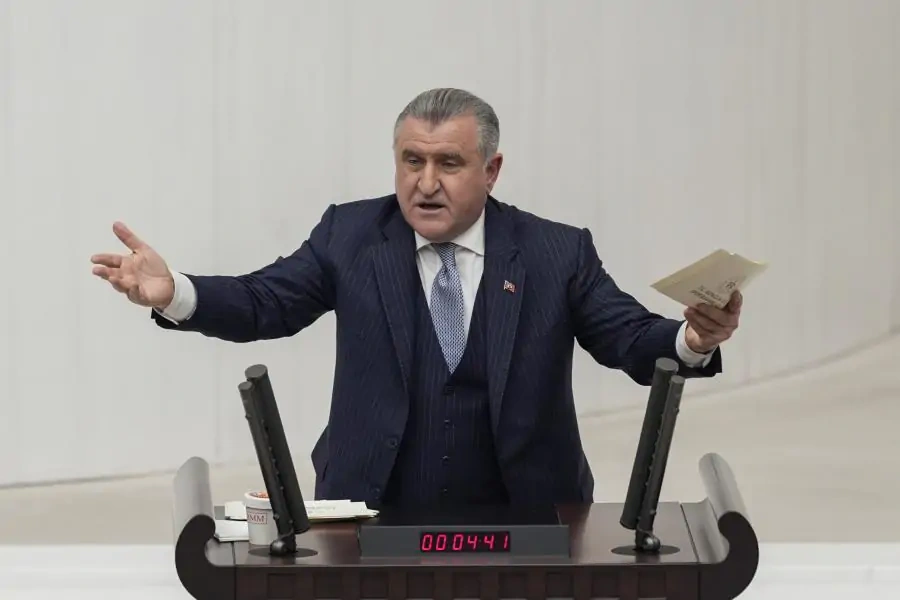 Bakan Bak'tan Leyla Zana tezahüratları için soruşturma açıklaması