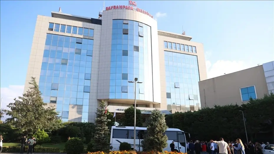 Bayrampaşa Belediyesi yolsuzluk soruşturmasında 12 kişi gözaltında