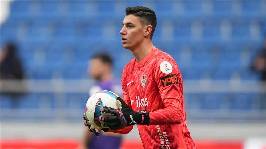 Berke Özer milli takım kampından izinsiz ayrıldı: TFF'den sert açıklama