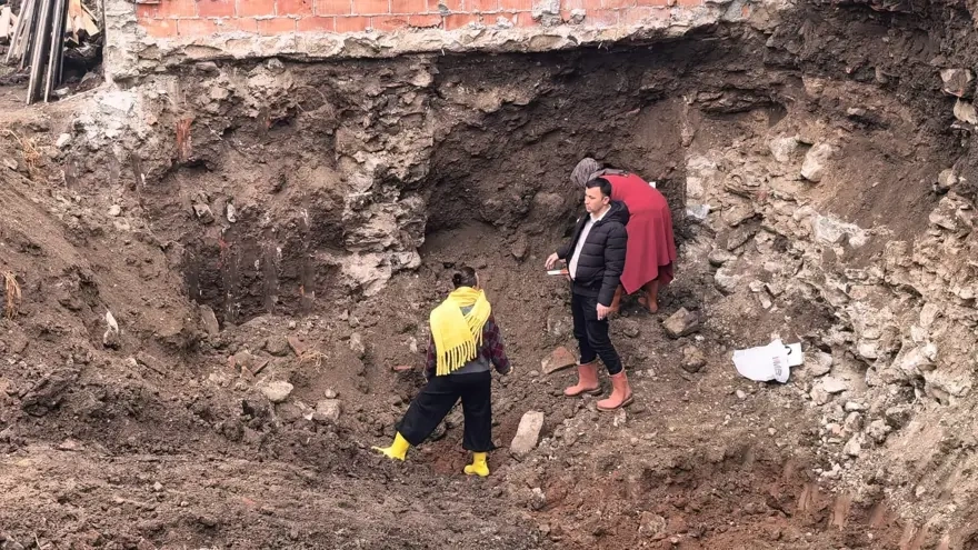 Bursa'da inşaat kazısında tarihi mezarlar ve insan kemikleri bulundu