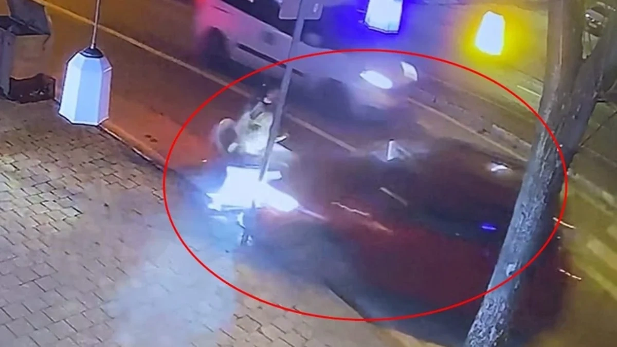 Bursa'da trafik kazası: Panik yapan sürücü 2 kişiyi yaraladı