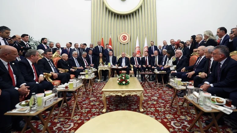 CHP'nin verdiği 25 kontenjan AK Parti'ye akıyor