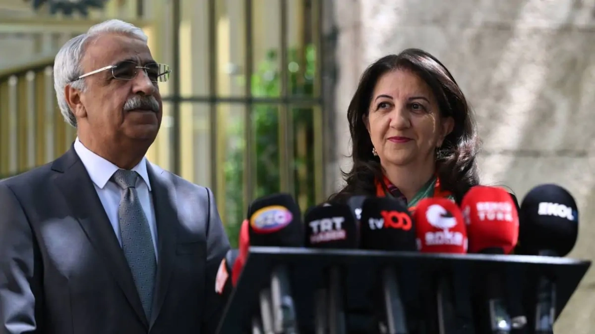 DEM Parti heyetinden İmralı görüşmesi sonrası açıklama: Öcalan'dan 'demokratik entegrasyon' vurgusu