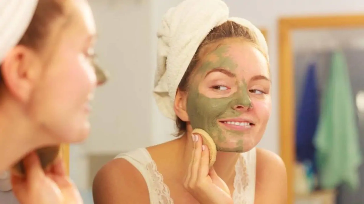 Dermatologlardan uyarı: Siyah nokta bantları gözenekleri kalıcı büyütüyor