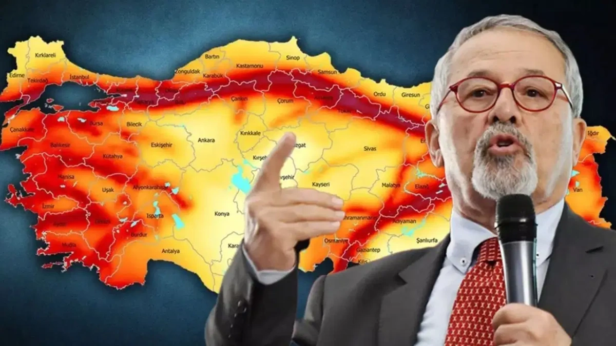 Ege Denizi'nde deprem! Naci Görür: 'Bölge geriliyor'