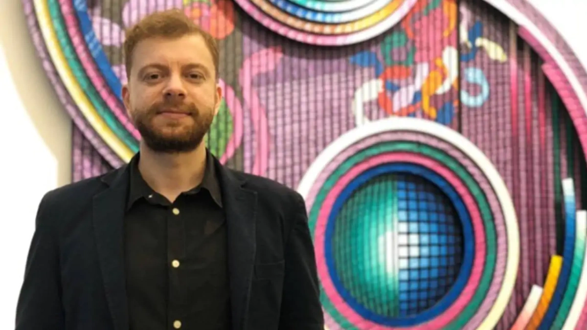 Emrah Gülsunar gözaltına alındı: Sosyal medya anketi tartışma yarattı