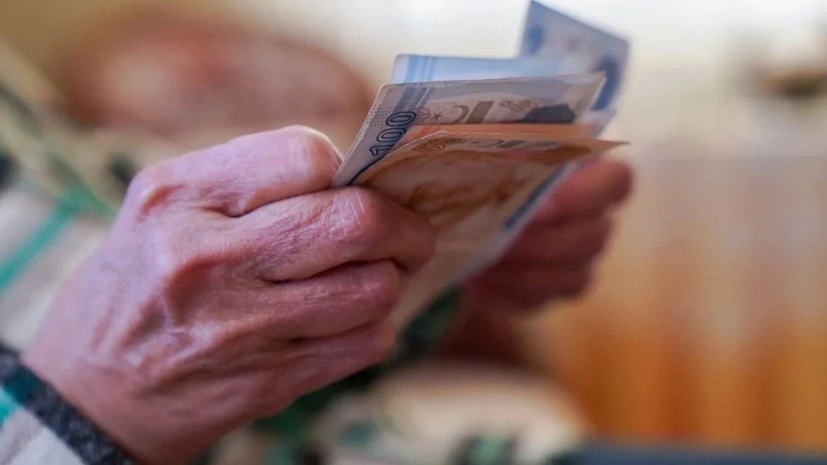 En düşük emekli maaşı için kritik toplantı yapılacak