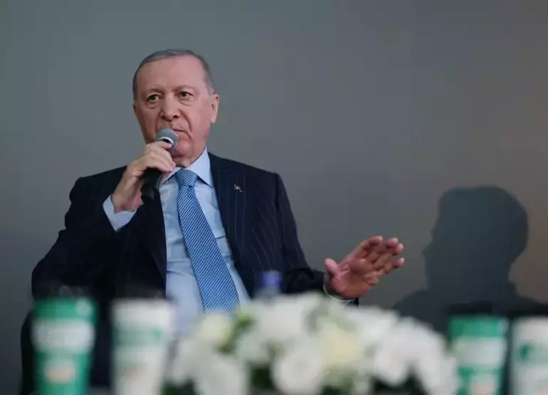Erdoğan gençlerle buluştu: Silahlar yakılıyor, huzur var
