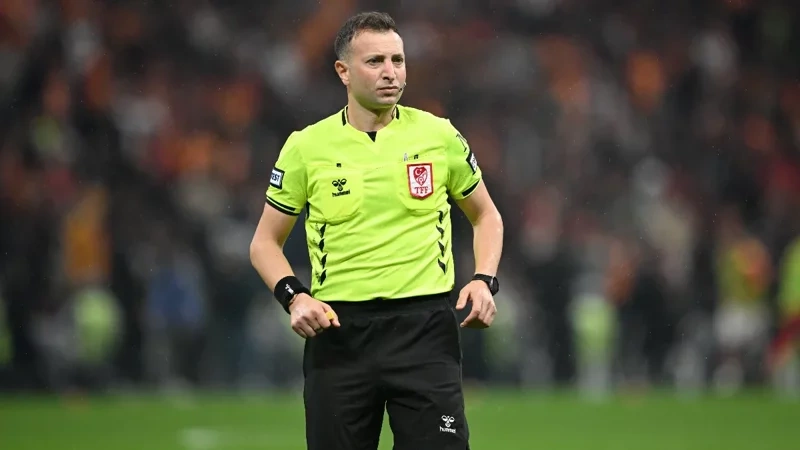 Fenerbahçe - Galatasaray derbisini Yasin Kol yönetecek