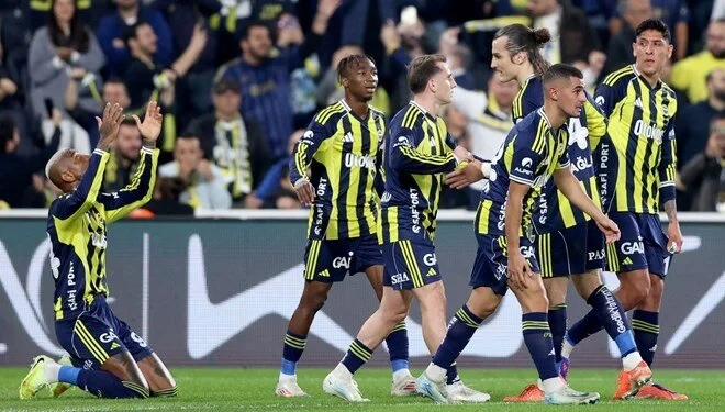 Fenerbahçe, milli aradan galibiyetle döndü: Kadıköy'de Karagümrük'ü mağlup etti