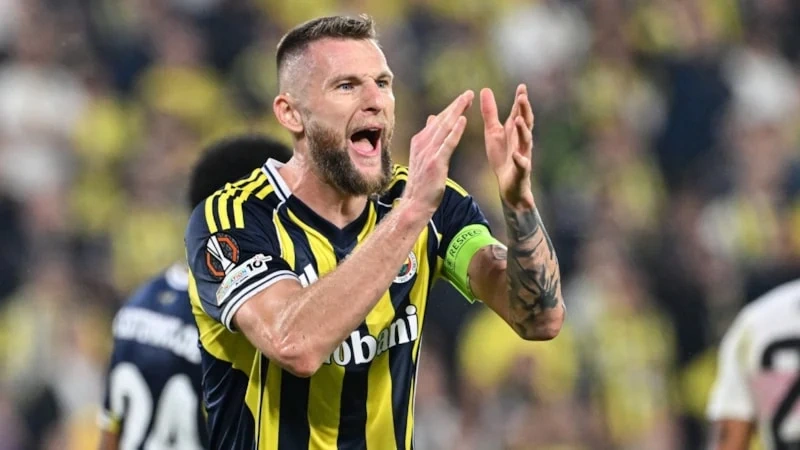 Fenerbahçe'de Skriniar'dan kötü haber: Kasığında kısmi yırtık tespit edildi