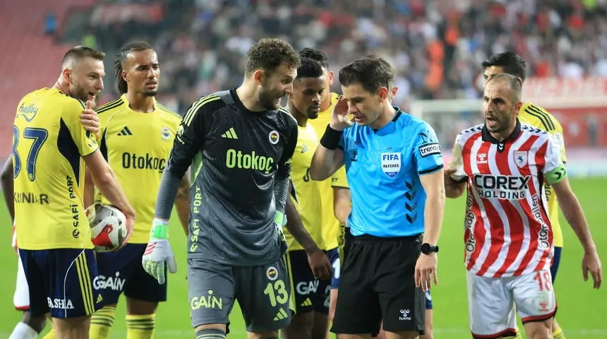 Fenerbahçe'de transfer fırtınası: Çelikler'den Brown, Duran ve Nene'ye sert eleştiri!