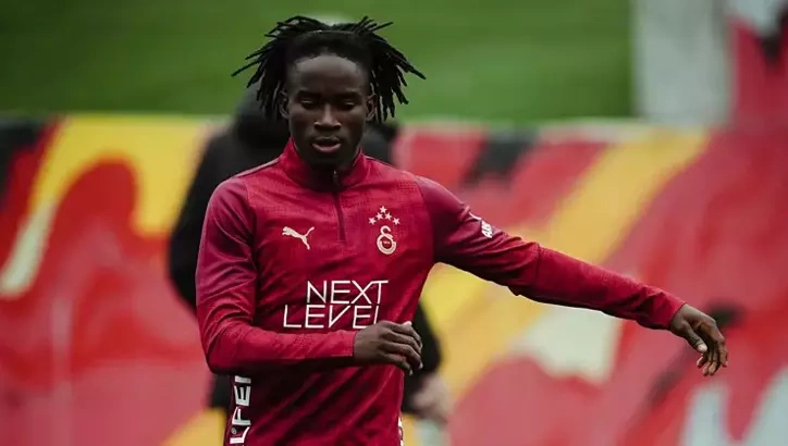 Galatasaray'ın yeni transferi Renato Nhaga takımla çalıştı