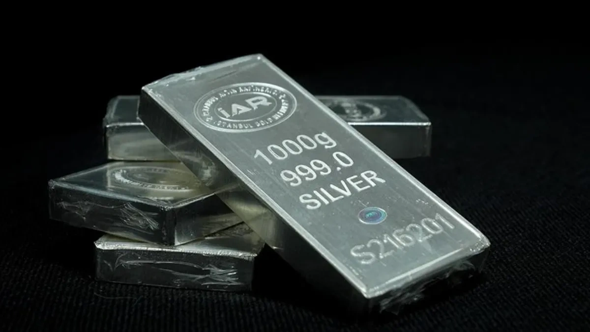 Gümüşte fiyatlar uçuşa geçti: 51.23 dolar ile tüm zamanların rekoru kırıldı