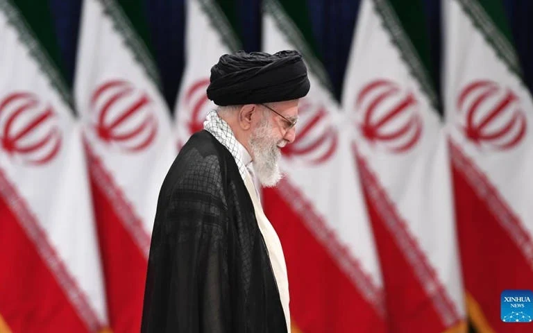 Hamaney'in ölümüne dünyadan farklı sesler: Kimler sevinç, kimler kınama mesajı yolladı?