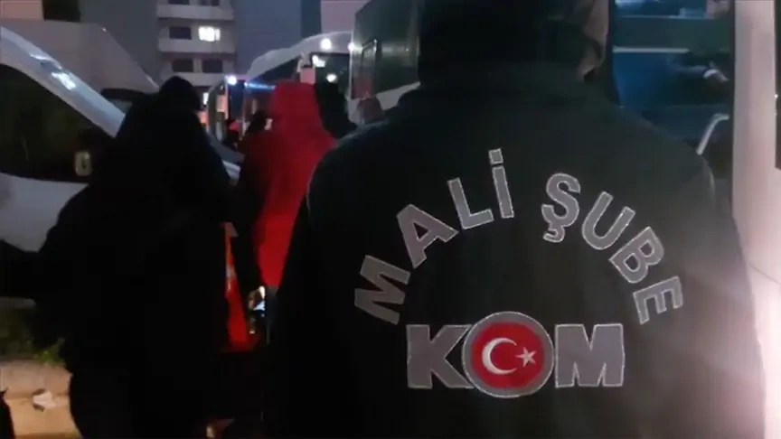 İstanbul'da kara para operasyonu: 5 şüpheli gözaltında