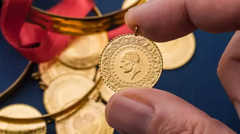 Kayseri'de ilginç icra davası: Düğünde taktığı çeyreği geri alamayınca icraya başvurdu