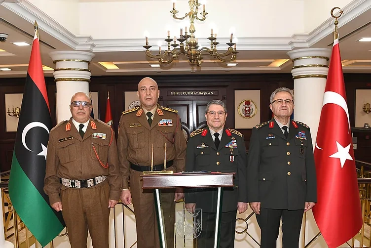 Libya Genelkurmay Başkanı'nın uçak kazasında şüpheli detaylar