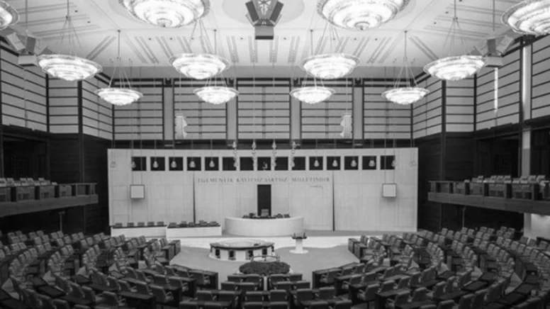 Meclis'teki taciz skandalında şok iddia: Amir olayı örtbas etmiş