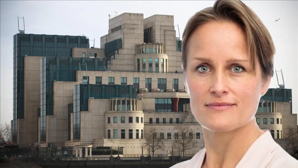 MI6 Başkanı'ndan Rusya uyarısı: Gri alanda zorbalık yapıyor