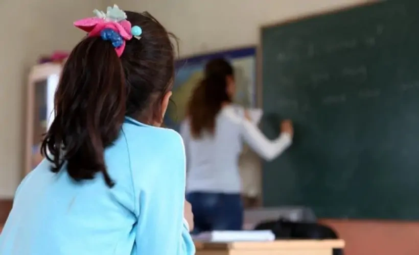 Öğretmen adaylarına müjde! 15 bin atama için tercih takvimi belli oldu