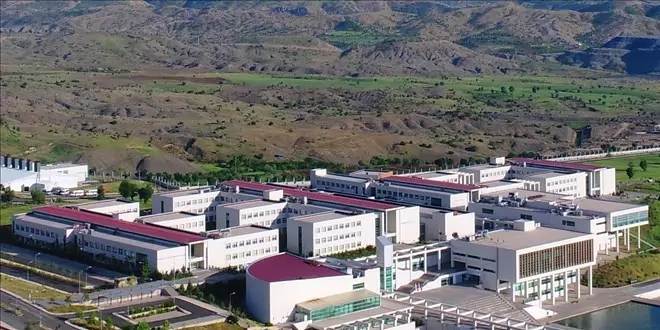 Personel ilanı iddialarına üniversiteden açıklama: Hukuki süreç başlatılacak