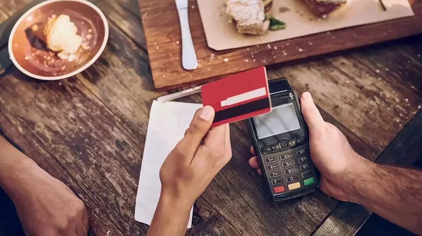 Restoranlarda servis ücreti ve masa ücreti dönemi sona erdi