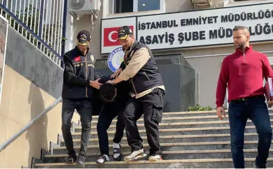 Saatler süren pusu operasyonu: Silahlı saldırganlar polise yakalandı 