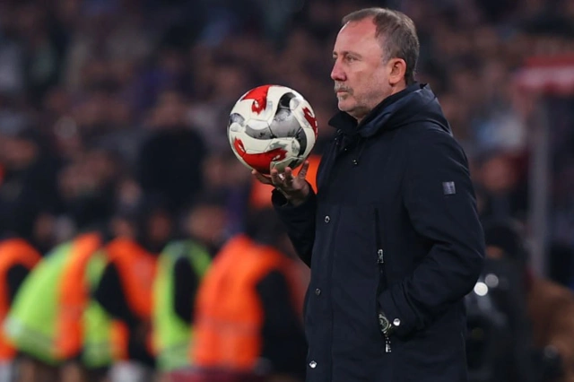 Sergen Yalçın'dan sert sözler: Maç değil tiyatro sahnesi vardı