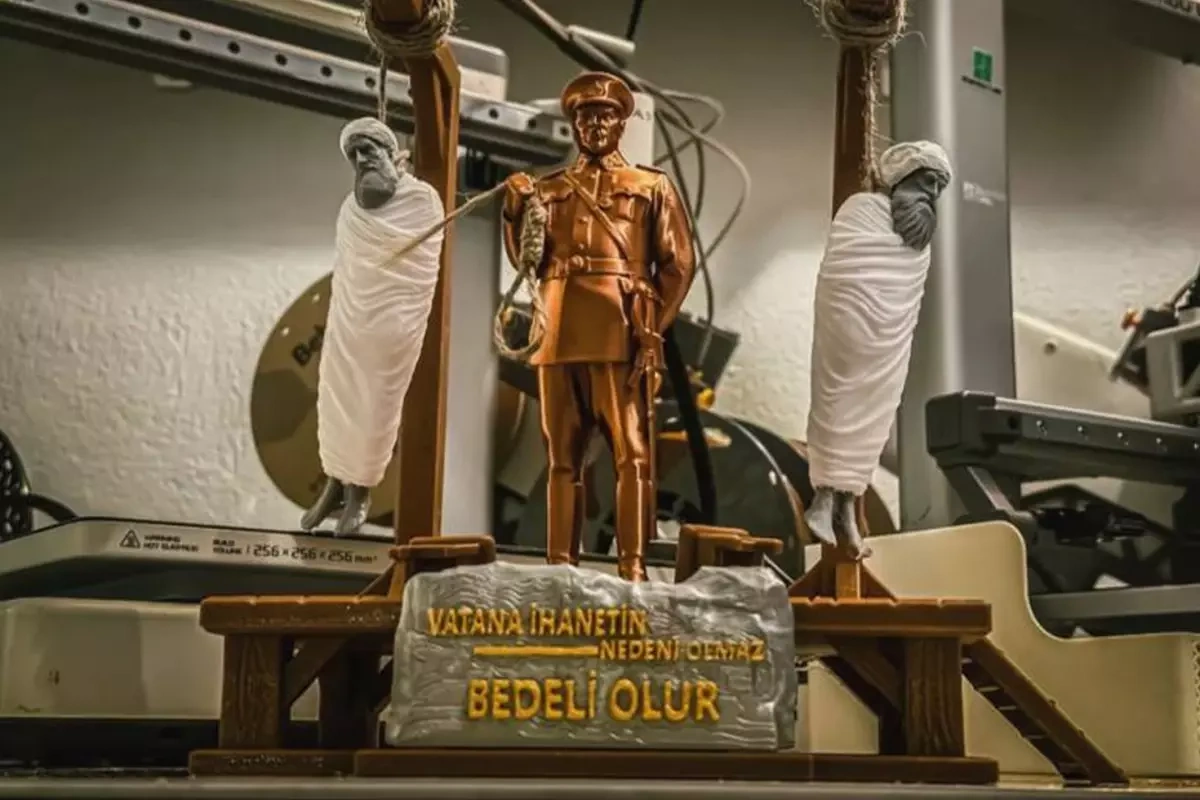 Tartışmalı maket satıştan kaldırıldı: Bakanlık hızla müdahale etti