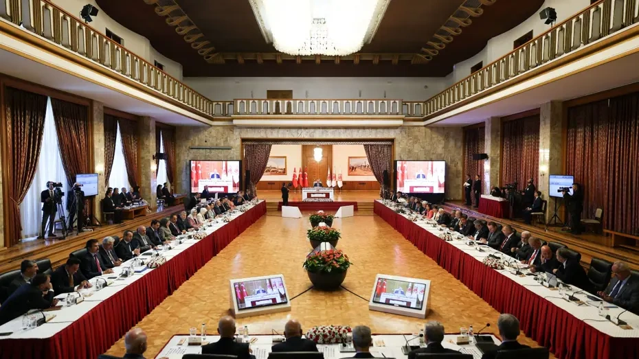 Terörsüz Türkiye komisyonu toplantısı ertelendi