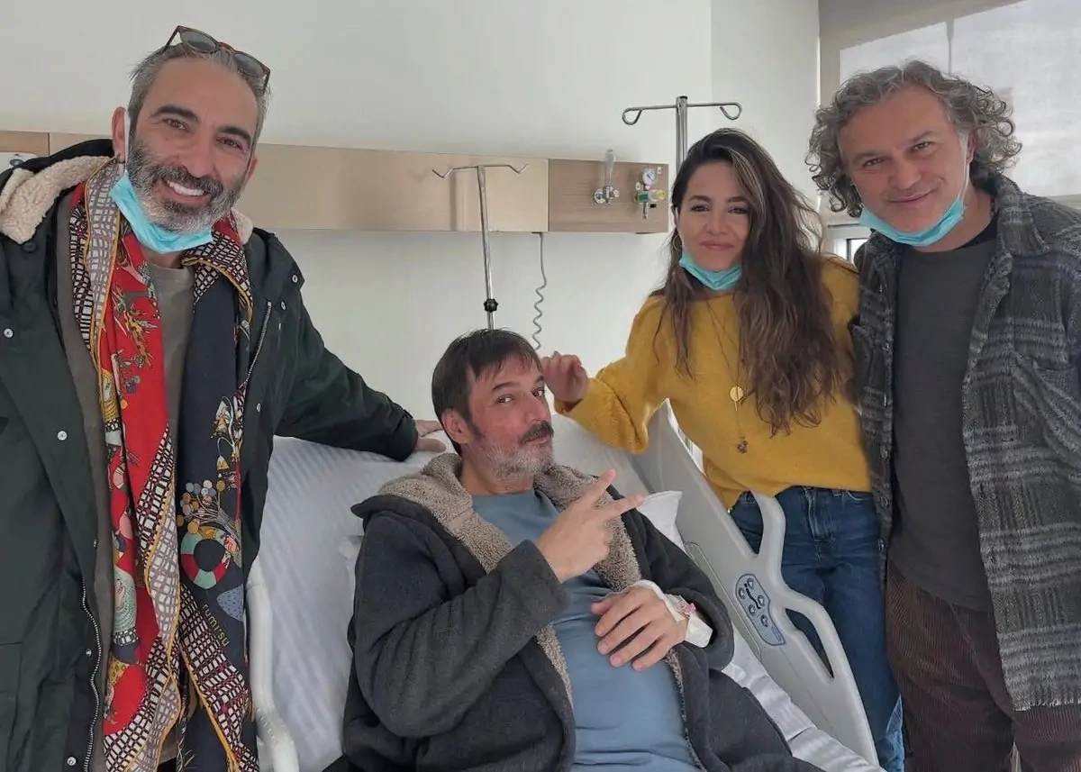 Ufuk Özkan'a 'Geniş Aile' ekibinden hastane ziyareti