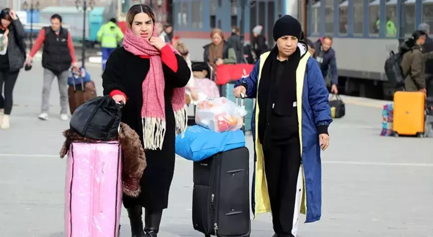 Van'a yılbaşı için İranlı turist yoğunluğu