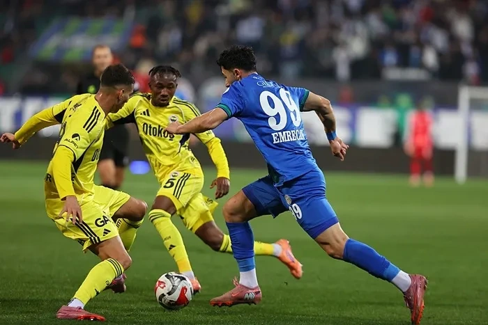 Yasal bahis sitelerinde skandal: Fenerbahçe 2-0 gerideyken sistem kilitlendi