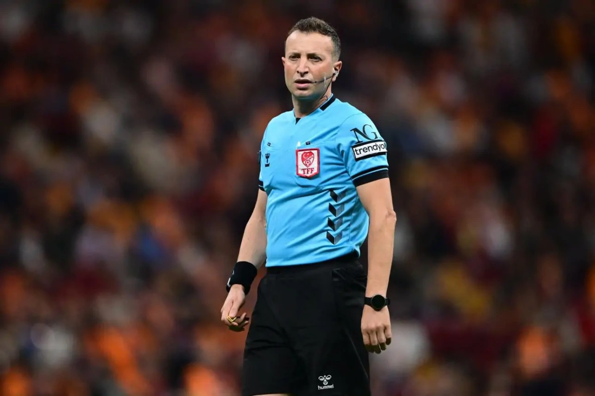 Yasin Kol üniversitede özel güvenlik olarak çalışırken görüntülendi