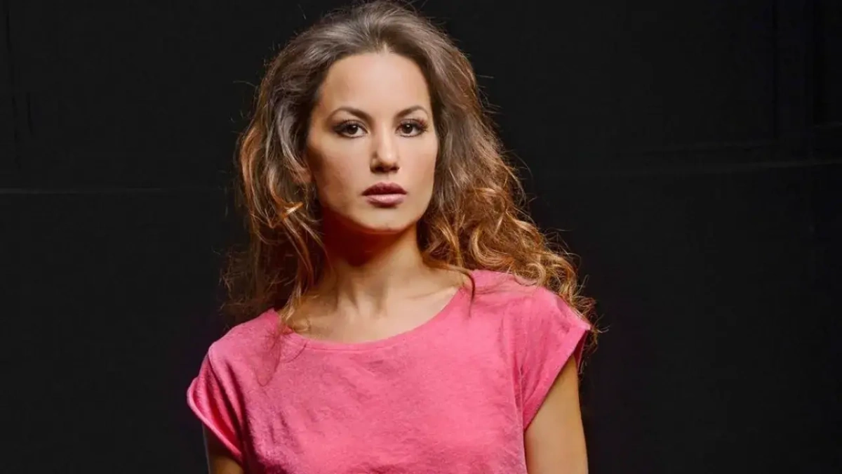 Yıldız Asyalı eşinden şiddet gördüğünü sosyal medyadan duyurdu