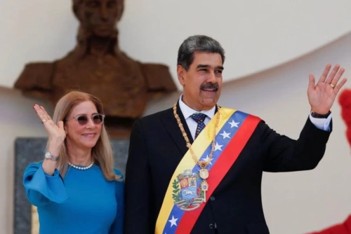 ABD Venezuela'ya askeri saldırı düzenledi, Trump Maduro'yu yakaladığını duyurdu