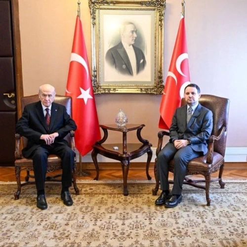 Adalet Bakanı Gürlek, Bahçeli'yi TBMM'de ziyaret etti