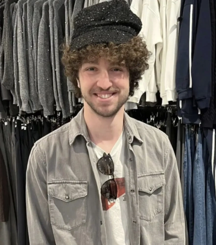 Ankara'da çarşaf giyen erkek adli kontrolle serbest bırakıldı