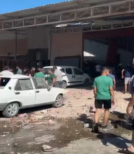 Antalya Demre toptancı halinde patlama: 1 ölü, 3 yaralı