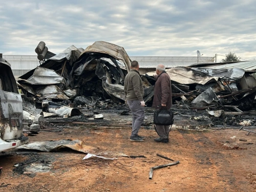 Antalya'da konteyner yangını faciası: Hamile anne ve 5 çocuğu hayatını kaybetti