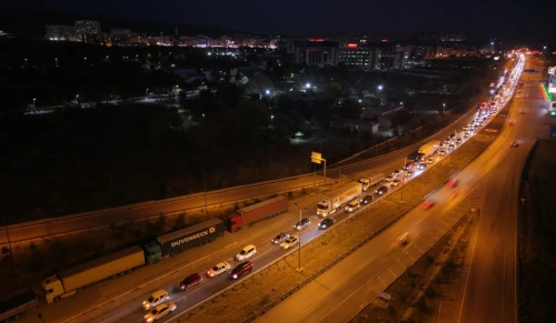 Ara tatil sonu dönüş yoğunluğu: Kırıkkale'de trafik kilitlendi