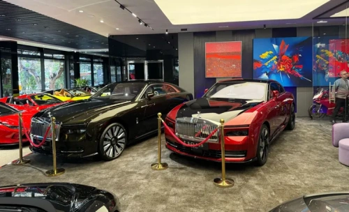 Bağdat Caddesi'ndeki lüks galeri bir gecede boşaldı: 10 milyar TL vurgun iddiası