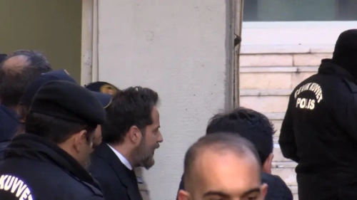 Bahis soruşturmasında Erden Timur dahil 22 kişi için tutuklama talebi