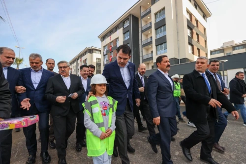 Bakan Kurum açıkladı: 500 bin sosyal konuta 8,8 milyon başvuru geldi