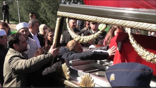 Balıkesir'de F-16 faciası: Şehit pilot İbrahim Bolat toprağa verildi