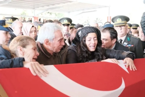 Balıkesir'de F-16 faciası: Şehit pilot İbrahim Bolat toprağa verildi