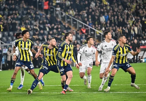 Beşiktaş, Fenerbahçe'yi son anda devirdi: 2-1